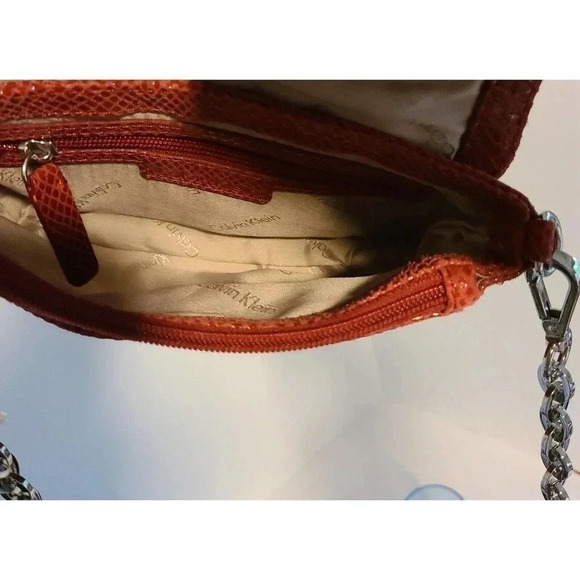 CALVIN KLEIN WOMENS BRICK RED CROSSBODY BAG CLUTCH PHONE POCKET PURSE NEW - Picture 8 of 9